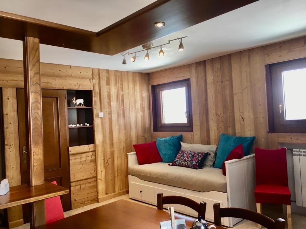 브루일서비니아 Aroma Di Legno E Profumo Di Neve 아파트 외부 사진